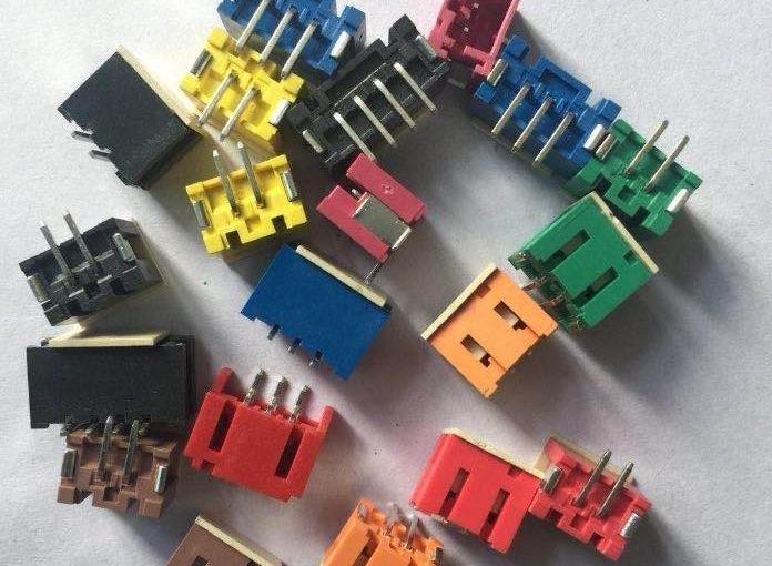 插板连接器在电子设备中具有哪些重要作用